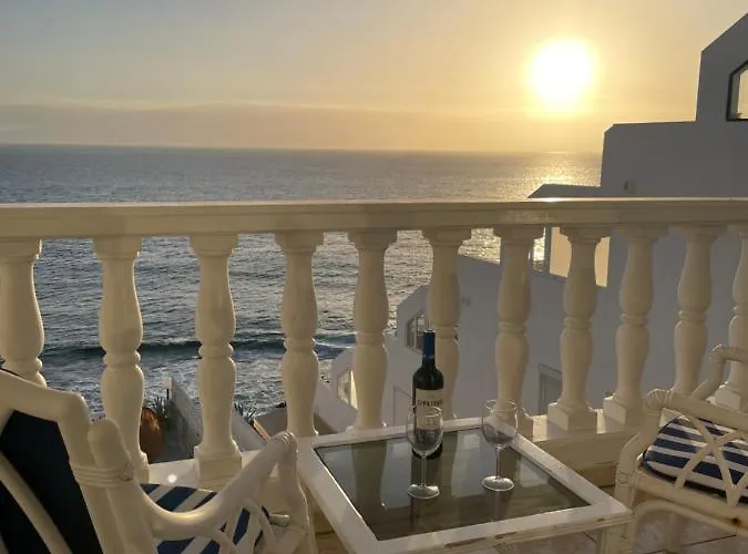 Appartement 1st Line Sea View & Rooftop - Arena